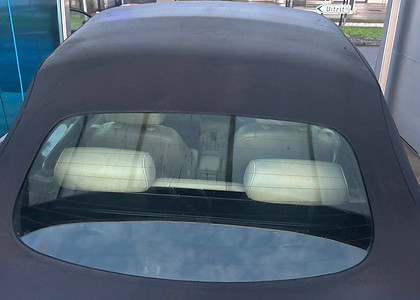 New Beetle - zwart cabriodak