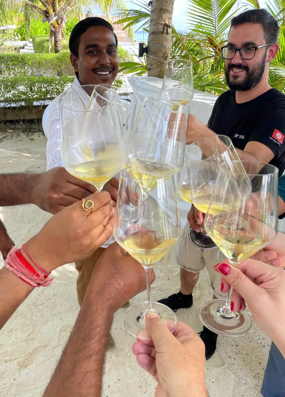 Viñátigo y The Ozen Collection