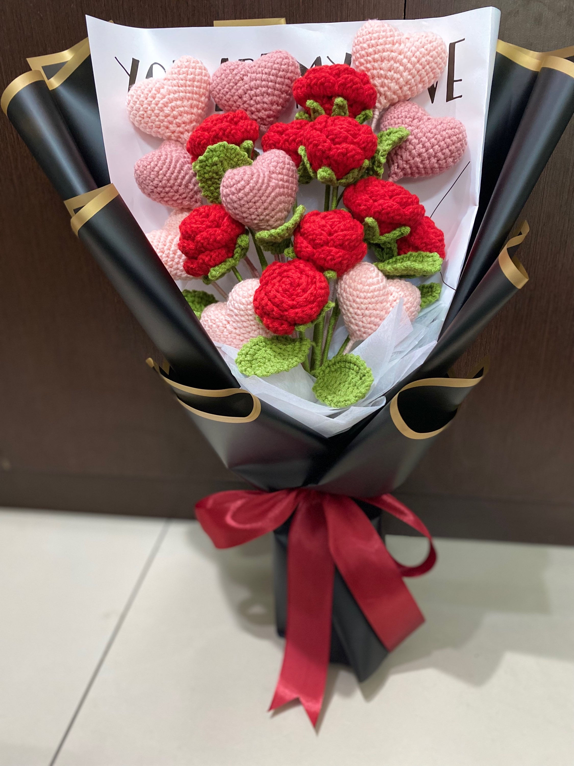 Crochet roses with love shape flower bouquet