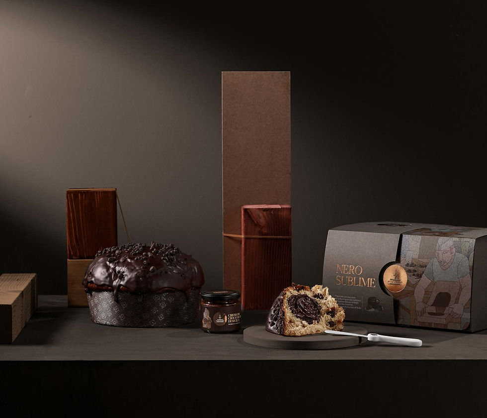 panettone artigianale fiasconaro nero sublime con confettura di fragoline di bosco di sicilia