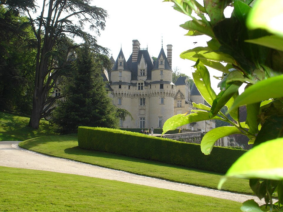 The latin and mediterranean roots of European fairy tales: How germanic ...
