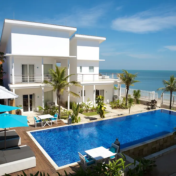 a house in marbella got exterior wash