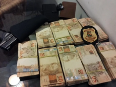 Polícia Civil faz operação contra esquema de extorsão no Departamento de Trânsito de Niterói