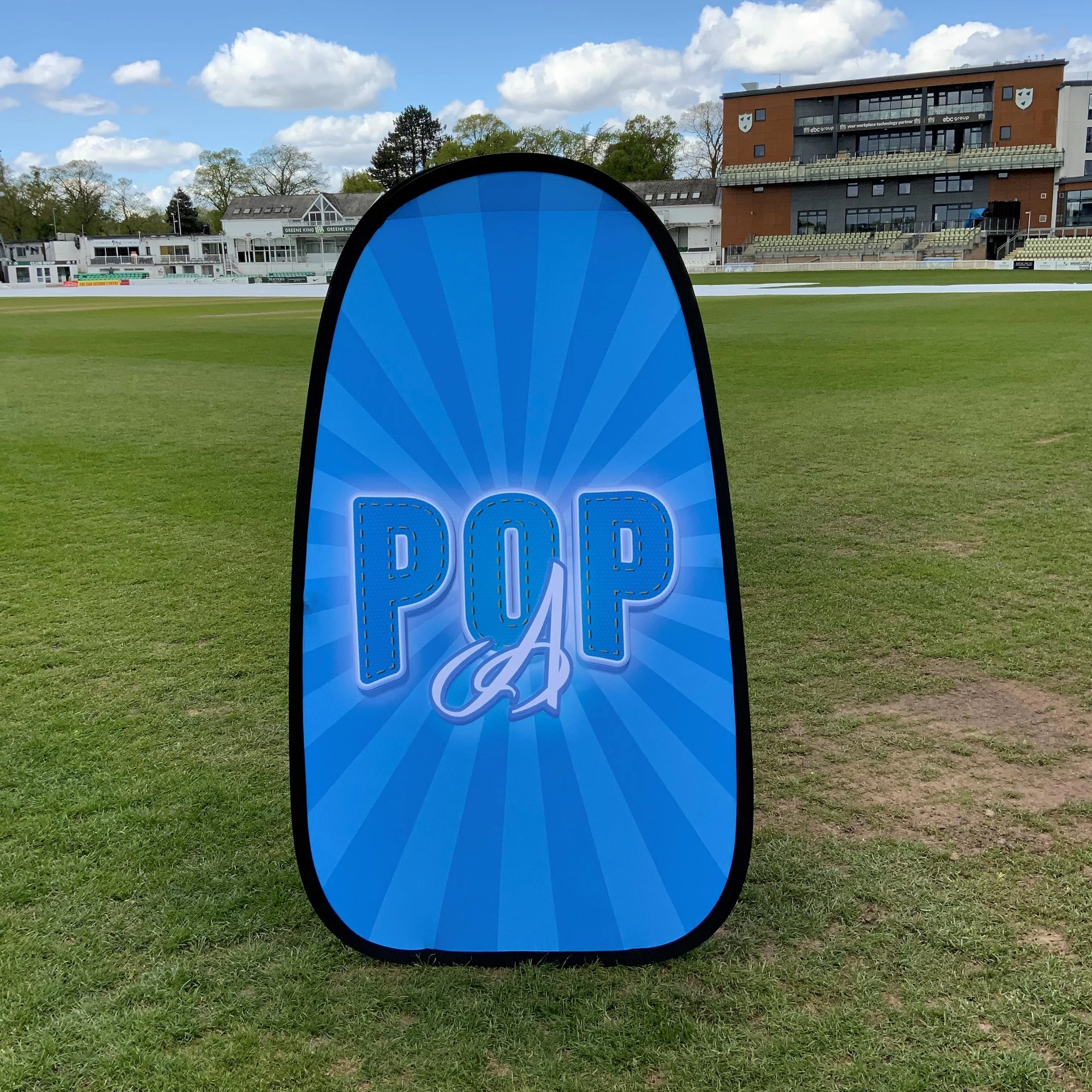 vertical-pop-out-banners-medium-size.webp