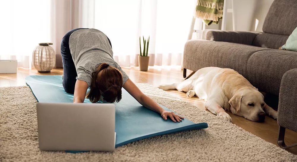 are-online-yoga-classes-good.jpg.webp