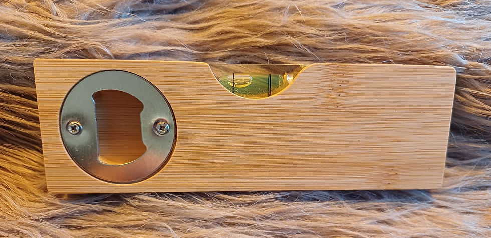 Thumbnail: Houten waterpas met opener