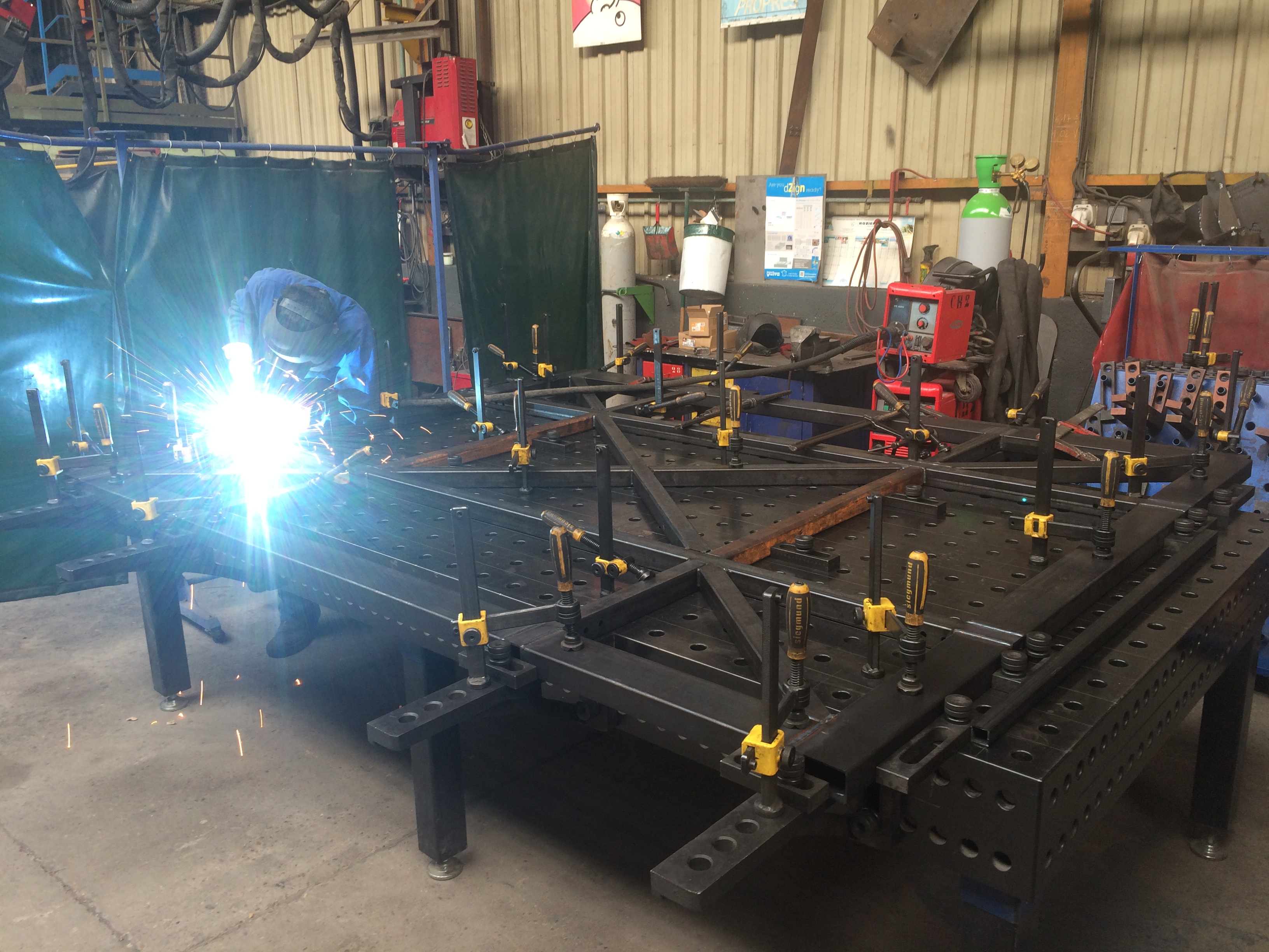 TABLE DE MONTAGE (1)