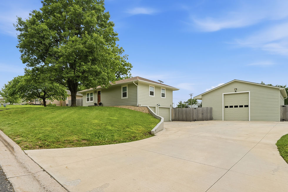 03-8630 Hilltop Rd.jpg