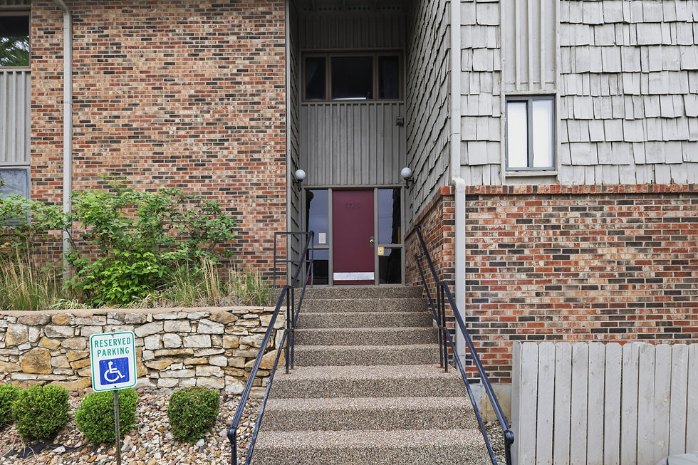 01-8730 Metcalf Ave #105.jpg