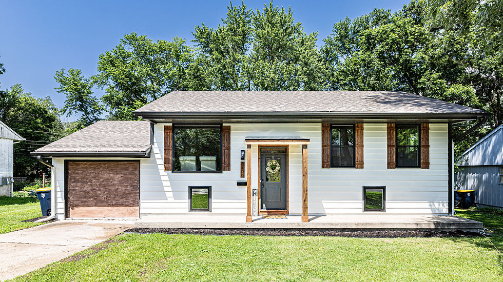 01 - 8406 E 93rd Ter KCMO - Copywrite QX Properties LLC.JPG