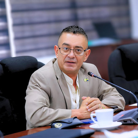 RESUMEN DE LA COMISIÓN DE HACIENDA DE LA ASAMBLEA LEGISLATIVA 