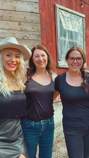 Ambiance tournage vidéoclip Cajun Way à la Ferme Kerr