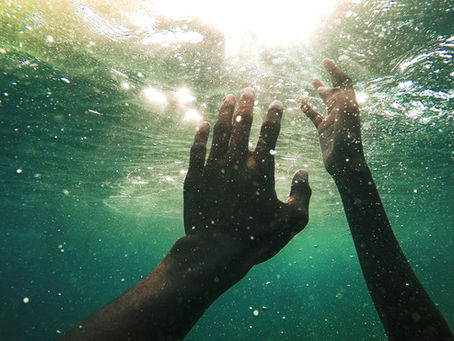 How You Can Help a Conscious Drowning Person