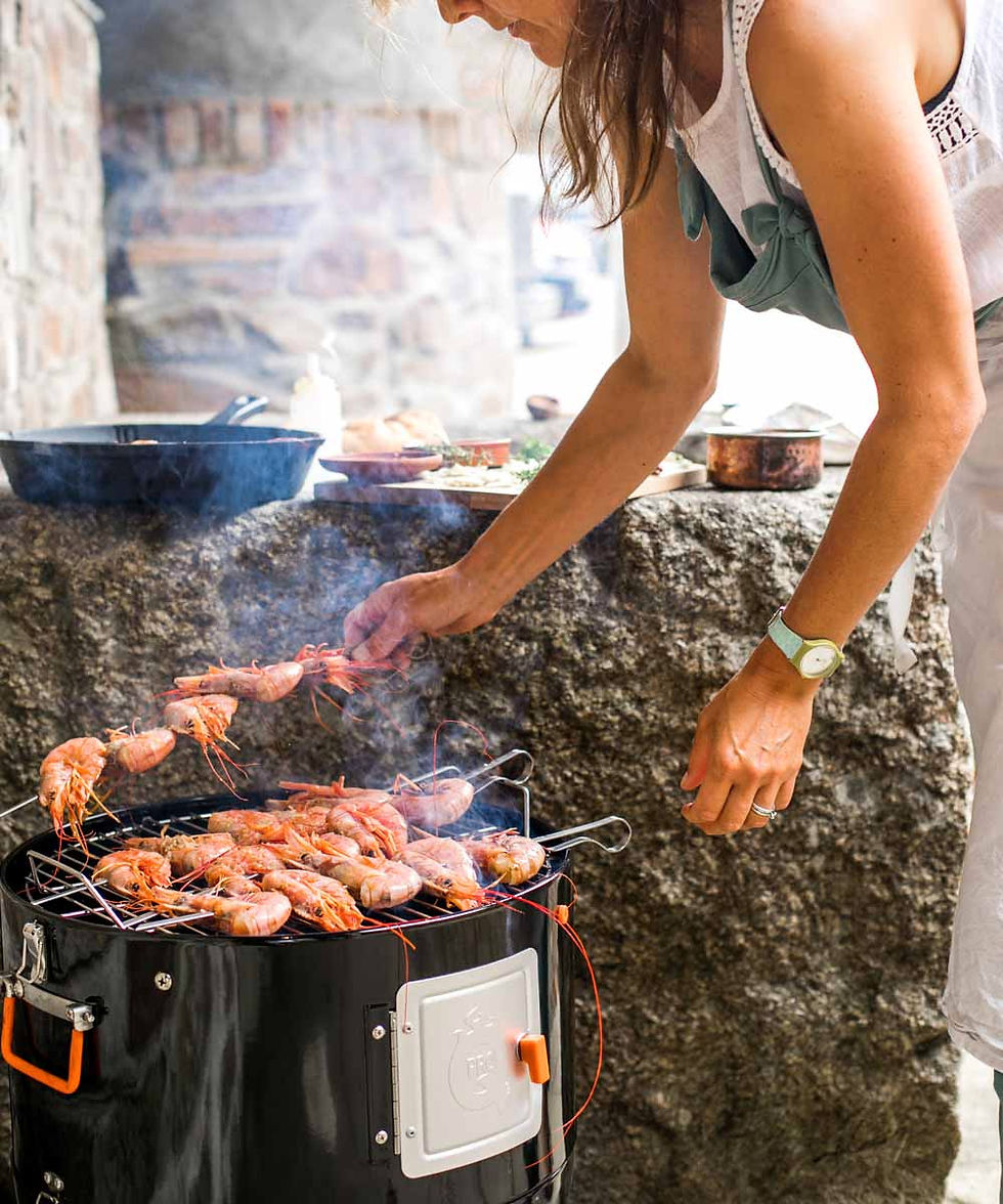 Thumbnail: ProQ FRONTIER BBQ SMOKER