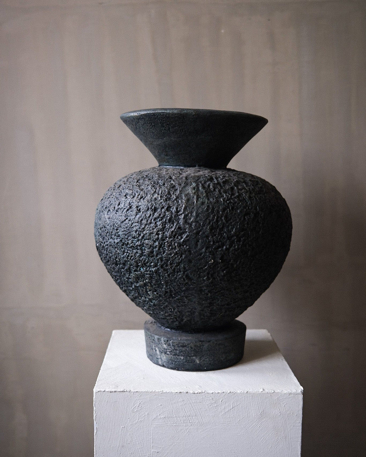 Textured Ines Vessel