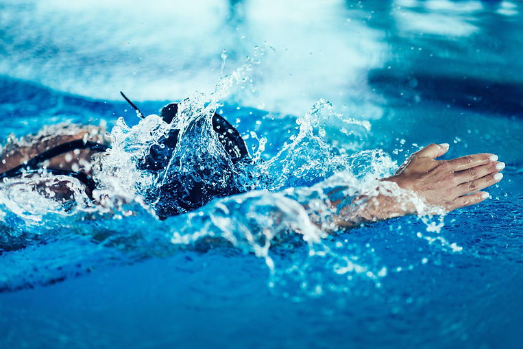 professional-swimmer-in-training-indoor-swimming-2022-02-02-05-05-45-utc.jpg