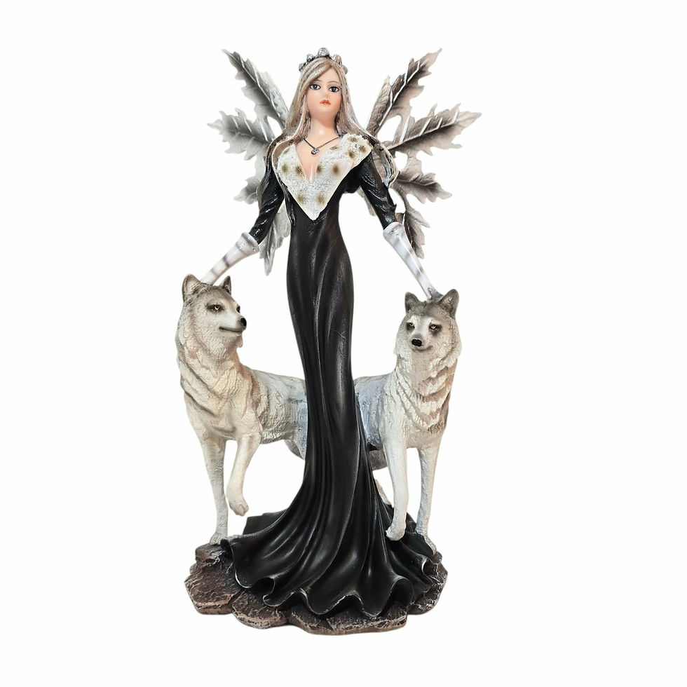 Protector of the Pack vista frontale Fata con Lupi Nemesis Now 24cm