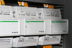 electrician-1368309.jpg