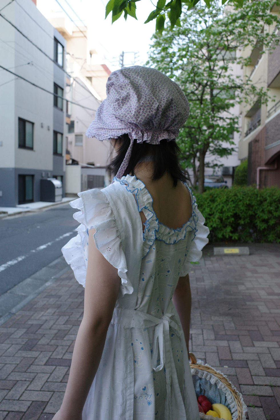 サムネイル： vintage white apron dress