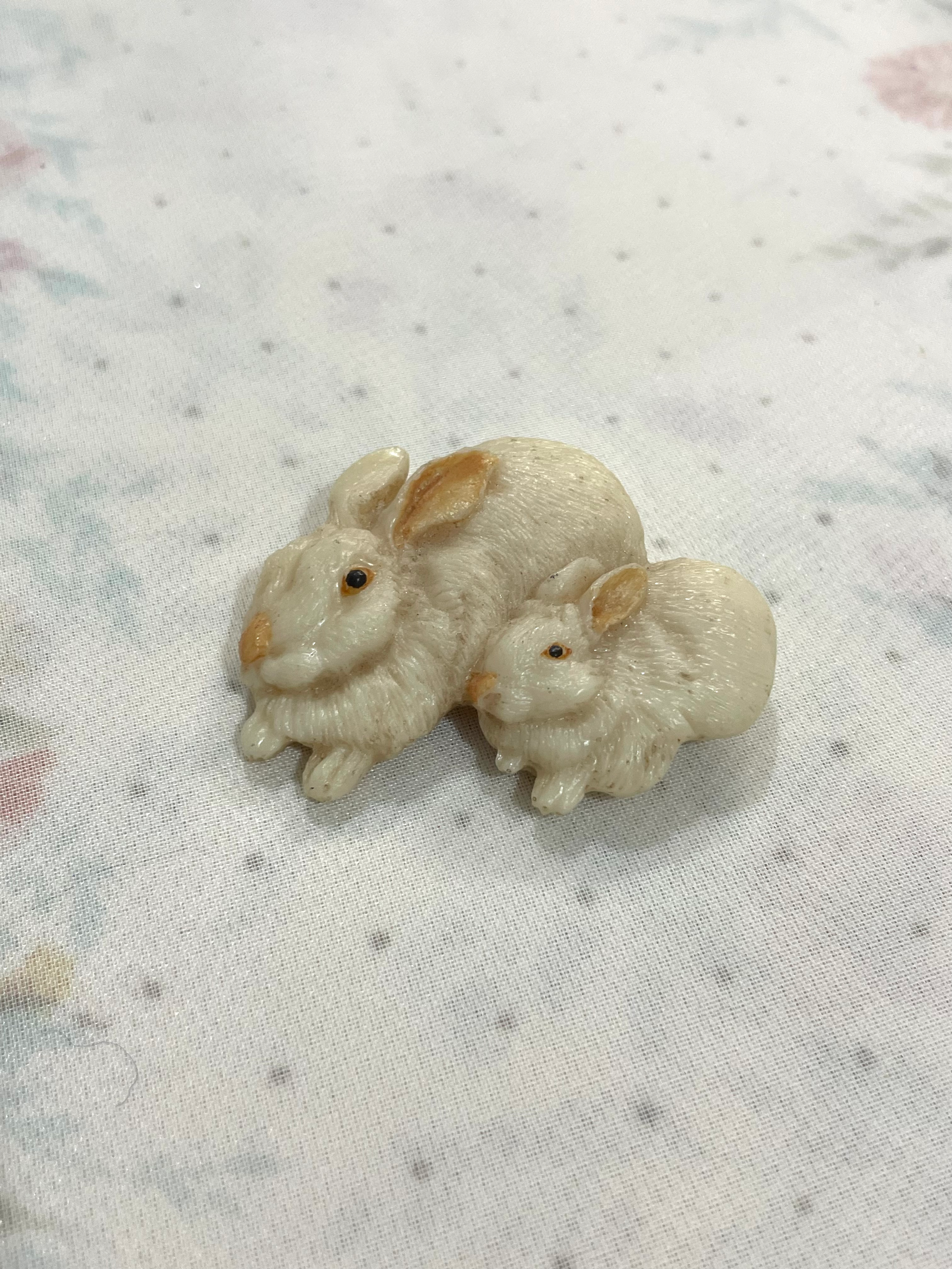 vintage mother-and-baby rabbit brooch