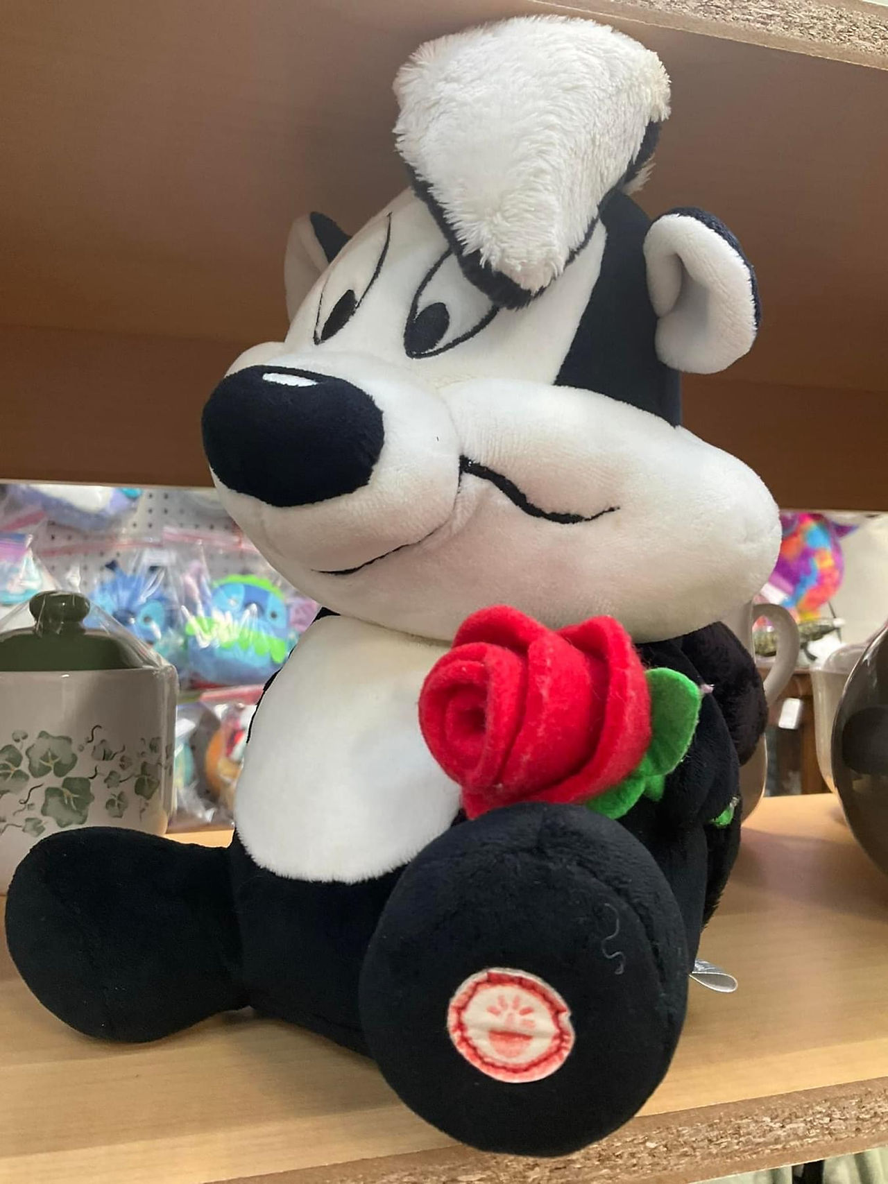 Pepé Le Pew cartoon character stuffed animal