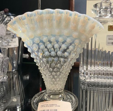 Fenton hobnail opalescent vase
