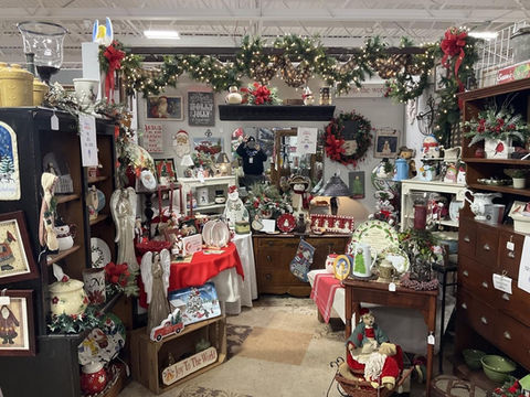 Christmas antique mall booth