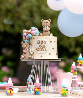 Photo d'un gateau pour une gender reveal