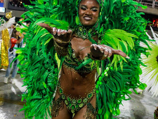 Cria do Império Serrano, Jamilly Marques é a nova rainha da escola