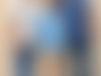 Nei Lopes visita barracão do Tuiuti e confirma presença no desfile