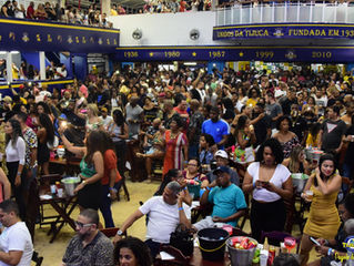 Feijoada Nota 10 da Unidos da Tijuca acontece neste domingo recebendo Arlindinho