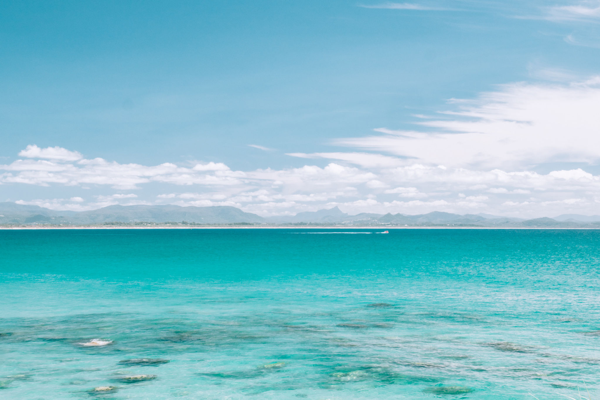 PBB004 | BYRON PARADISE