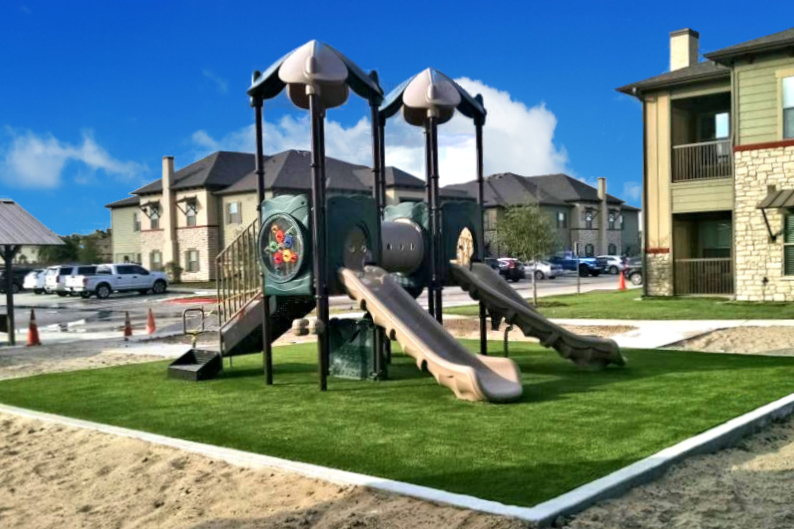 Laredo Apartments