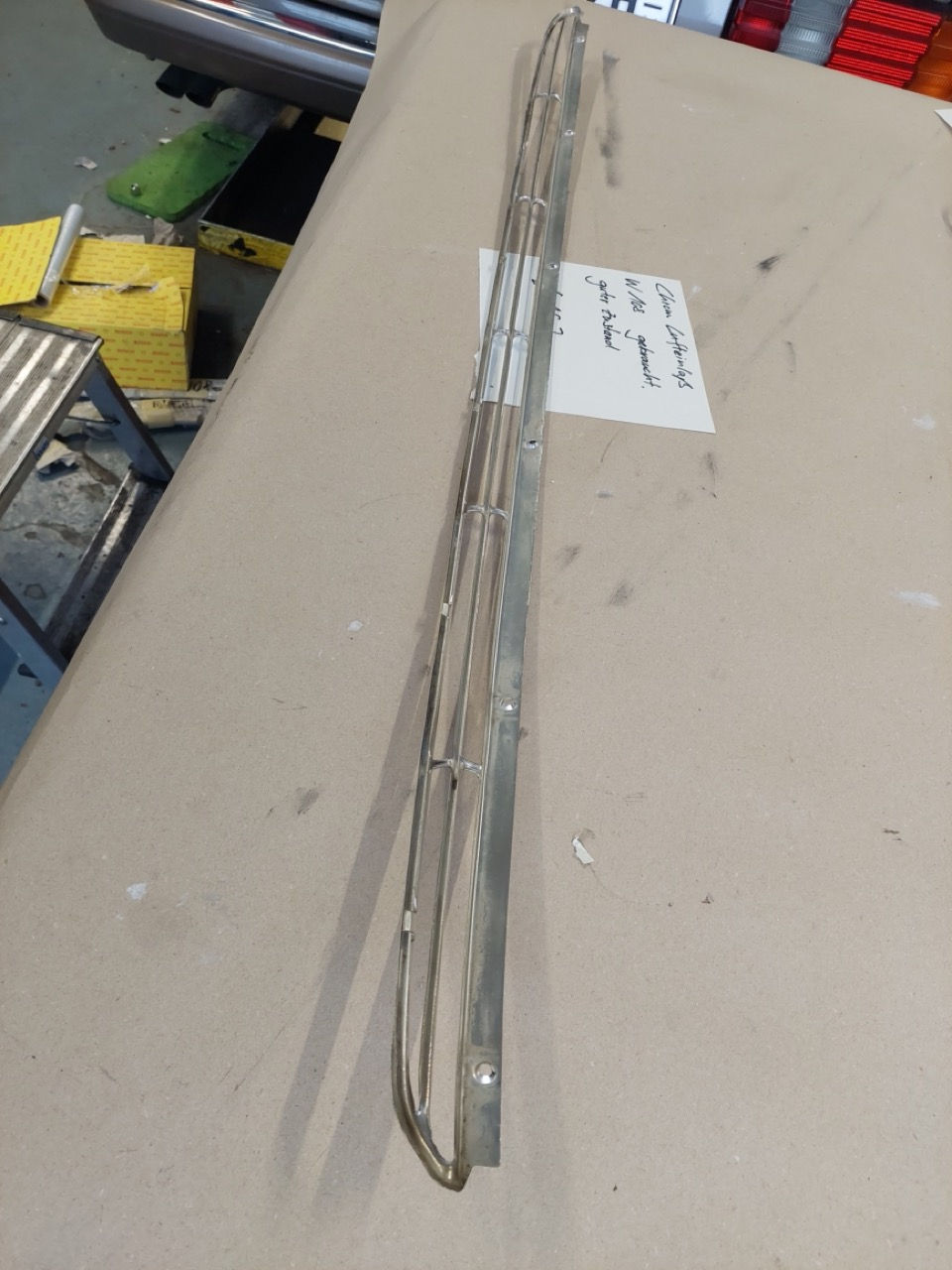 Miniaturbild: W108, Ziergitter Lufteinlass