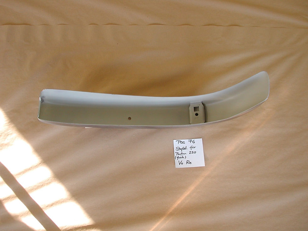 Miniaturbild: Stoßstange vorn rechts, Ponton 220 früh