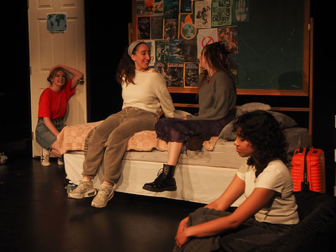 Tara, Syd, Maren & Tess