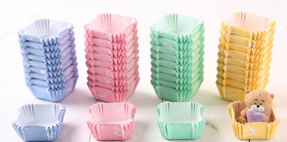 8.和菓子カップピンク（１００枚セット）