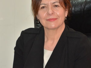 Mimoza Hafizi Prof ne Universitet, Francë dhe Itali, Autore e disa librave Drejtuese ekzekut