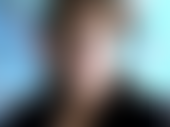 Ekspertja e ekonomisë Marta Muço Muço BB si eksperte, me Fondin Monetar Nderk.USAID-in, me q