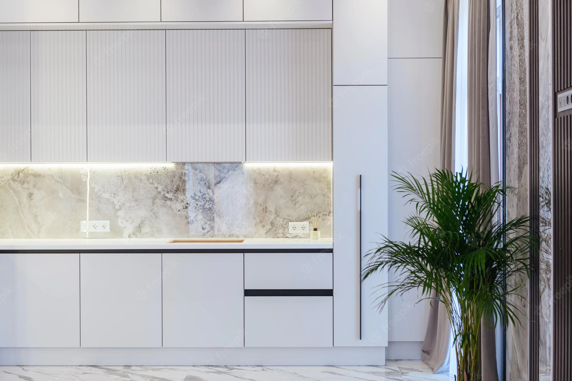 cocina-new-white-gabinetes-retroiluminados-mueble-interior_556832-1901.webp