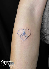 Geometric heart tattoo Nerchowk