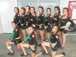 Grupo de porrismo juvenil fem-2012