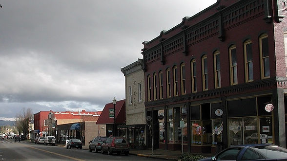 Main Street Monmouth Oregon.jpg