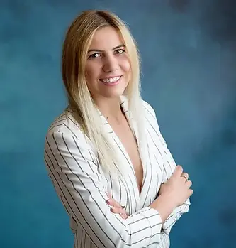 Oana-Fulgheci.webp