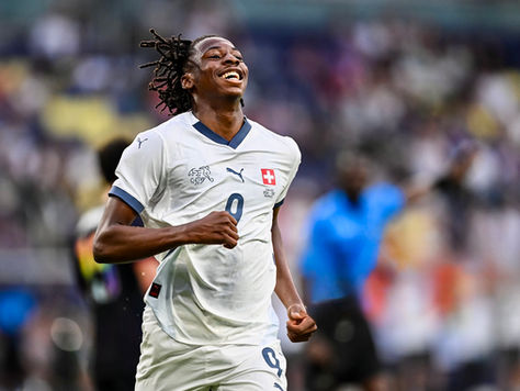 Naples s’intéresse à Johan Manzambi