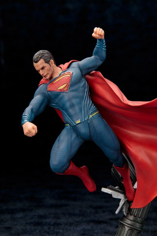 Thumbnail: SUPERMAN MOVIE ARTFX STATUE