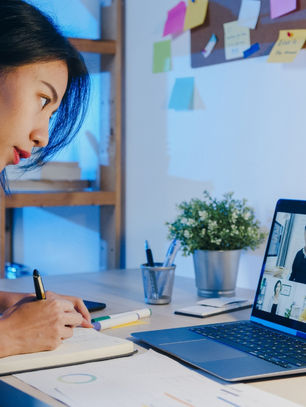 Online Distance Learning: What Students Should Know Before Enrolling