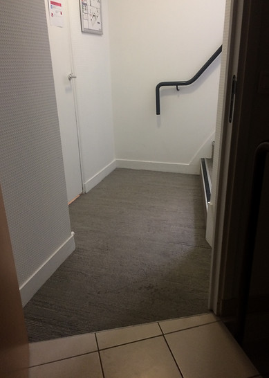 palier sous sol avant.JPG