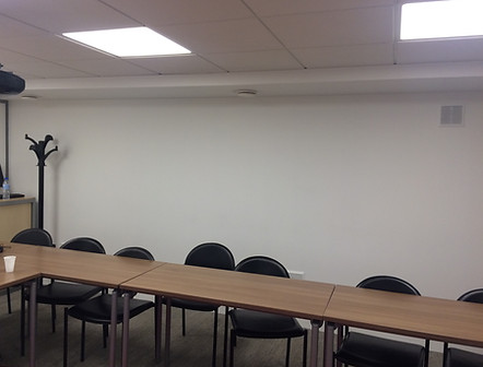 mur_salle_réunion_avant_(1).JPG