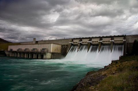 Aviemore Dam.jpg